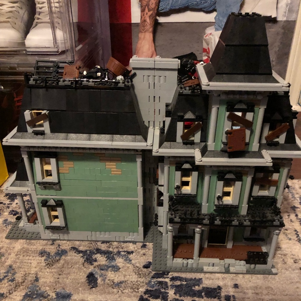 Lego monster fighters house set